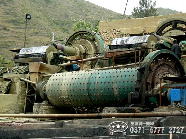 赤鐵礦選礦工藝流程客戶(hù)現(xiàn)場(chǎng)圖一