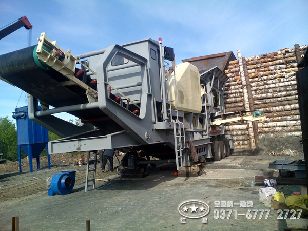 移動建筑垃圾粉碎機(jī)