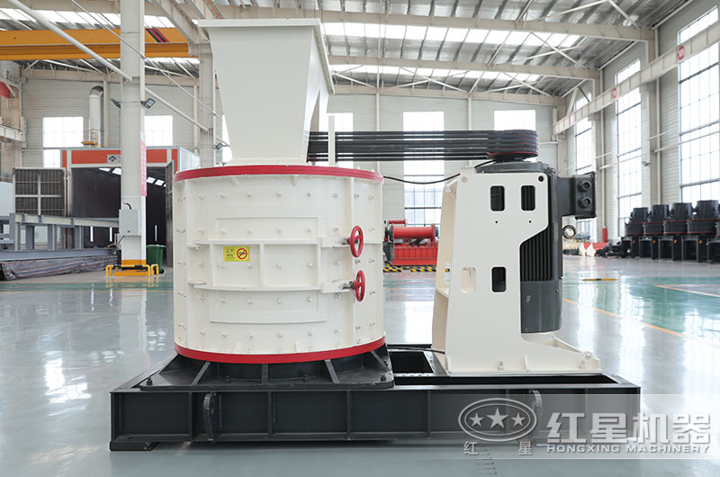 立式復(fù)合式破碎機圖片 立式復(fù)合式破碎機圖片