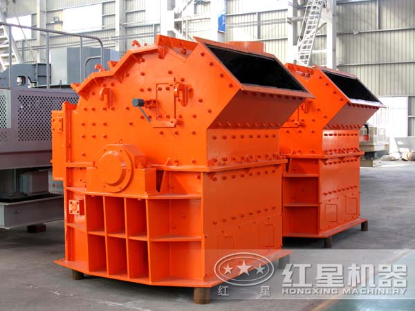 不同角度下的高產節(jié)能細碎機