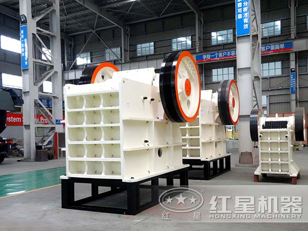 白堊破碎機的不同規(guī)格呈現