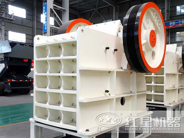 鉅惠來襲，礦用鄂式破碎機(jī)價(jià)格會(huì)隨之便宜嗎？