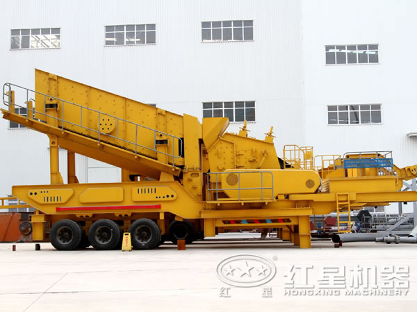 輪胎移動式碎石機(jī)