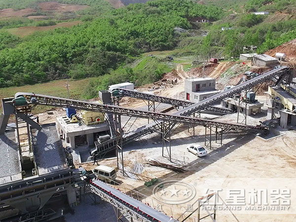 加工石子的機器多少錢，產(chǎn)量是多少？