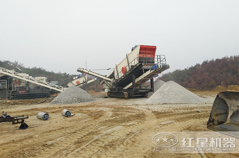 合理搭配的多級(jí)移動(dòng)碎石生產(chǎn)線現(xiàn)場(chǎng)