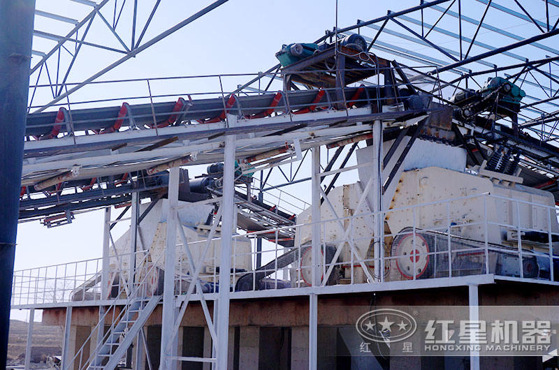 反擊式碎石機械多少錢（內(nèi)附型號參數(shù)）？