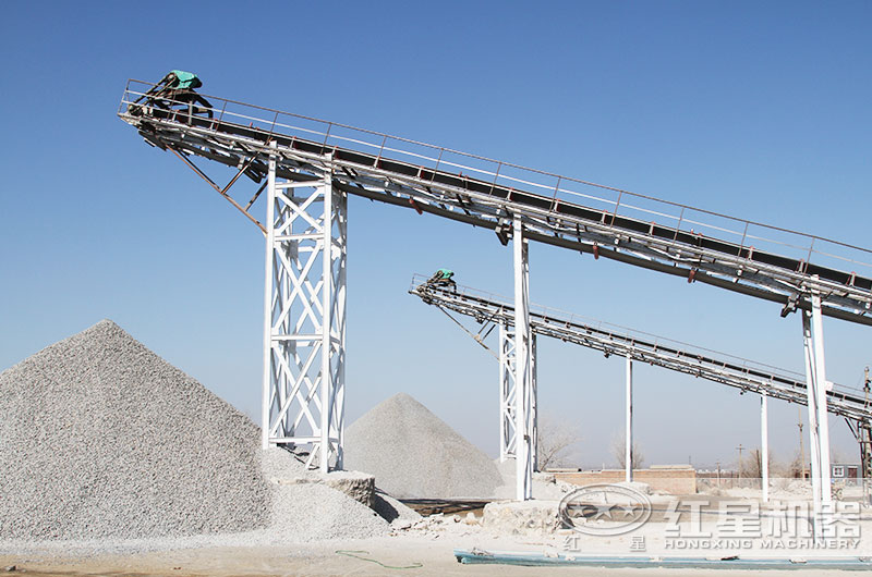 碎石粉碎機每天能碎多少噸石料？大概多少錢一套？