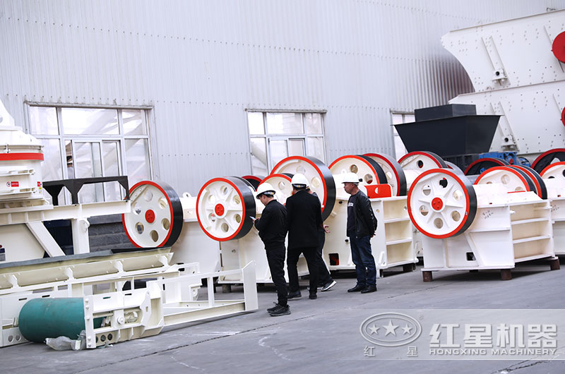 石子粉碎機(jī)有哪些？哪種適合中小型石料廠？