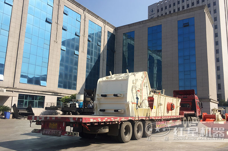 客戶反擊破裝車發(fā)貨現場