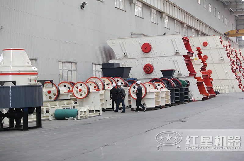 客戶來廠考察PE150*250顎式破碎機(jī)