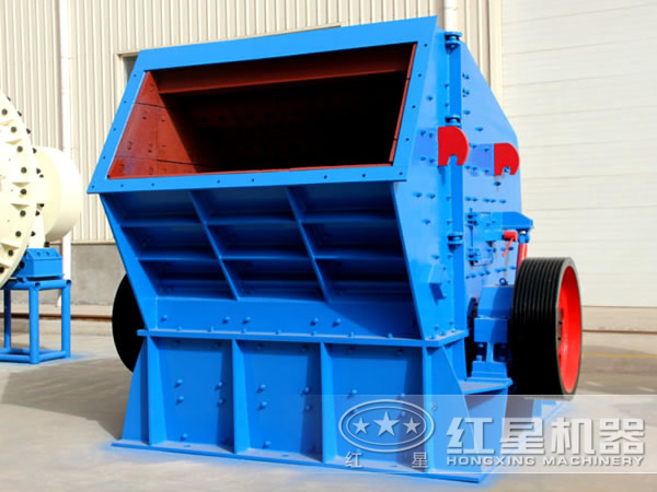 5條解讀立式反擊破碎機產(chǎn)品結構